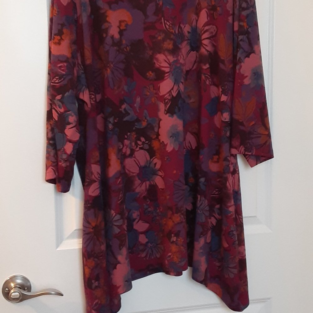 Brushed Heavenly Jersey Trapeze Floral Tunic